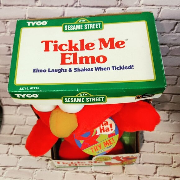 Vintage 1997  "Tickle Me Elmo" New in Box - Picture 5 of 11